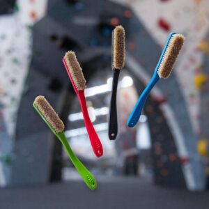 bouldering brush set