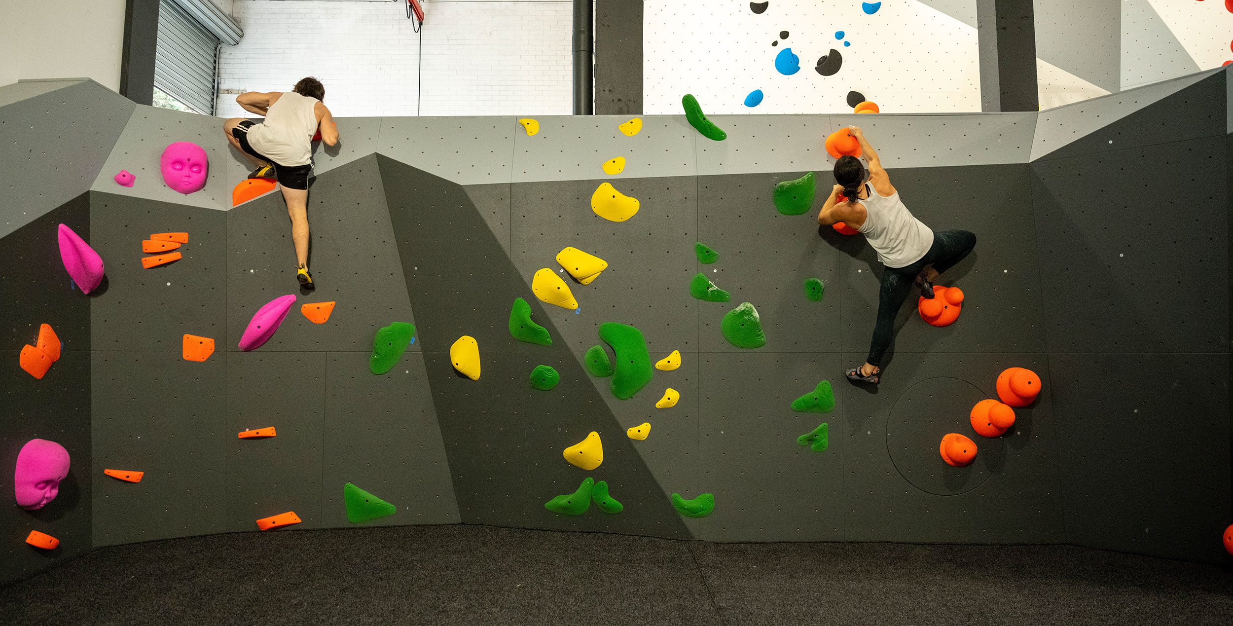 top out bouldering
