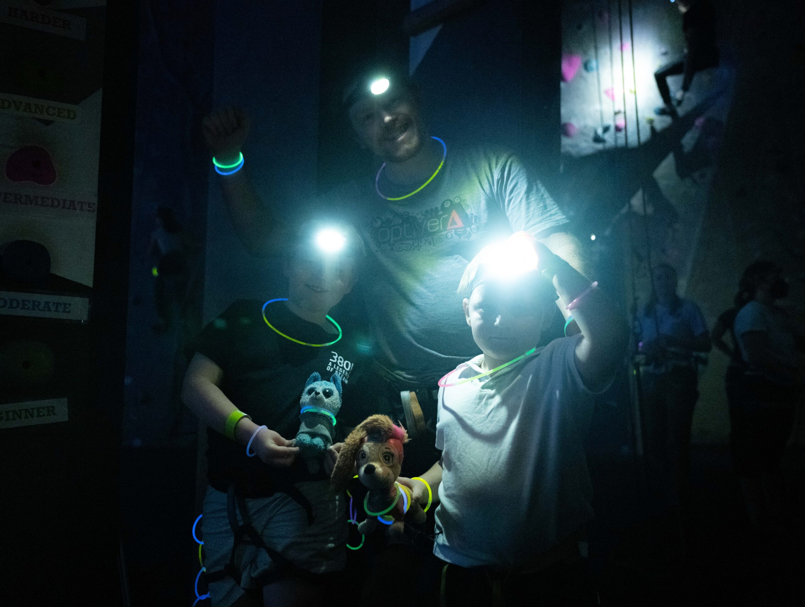 pitch_Black_family_lights_out_climbfit