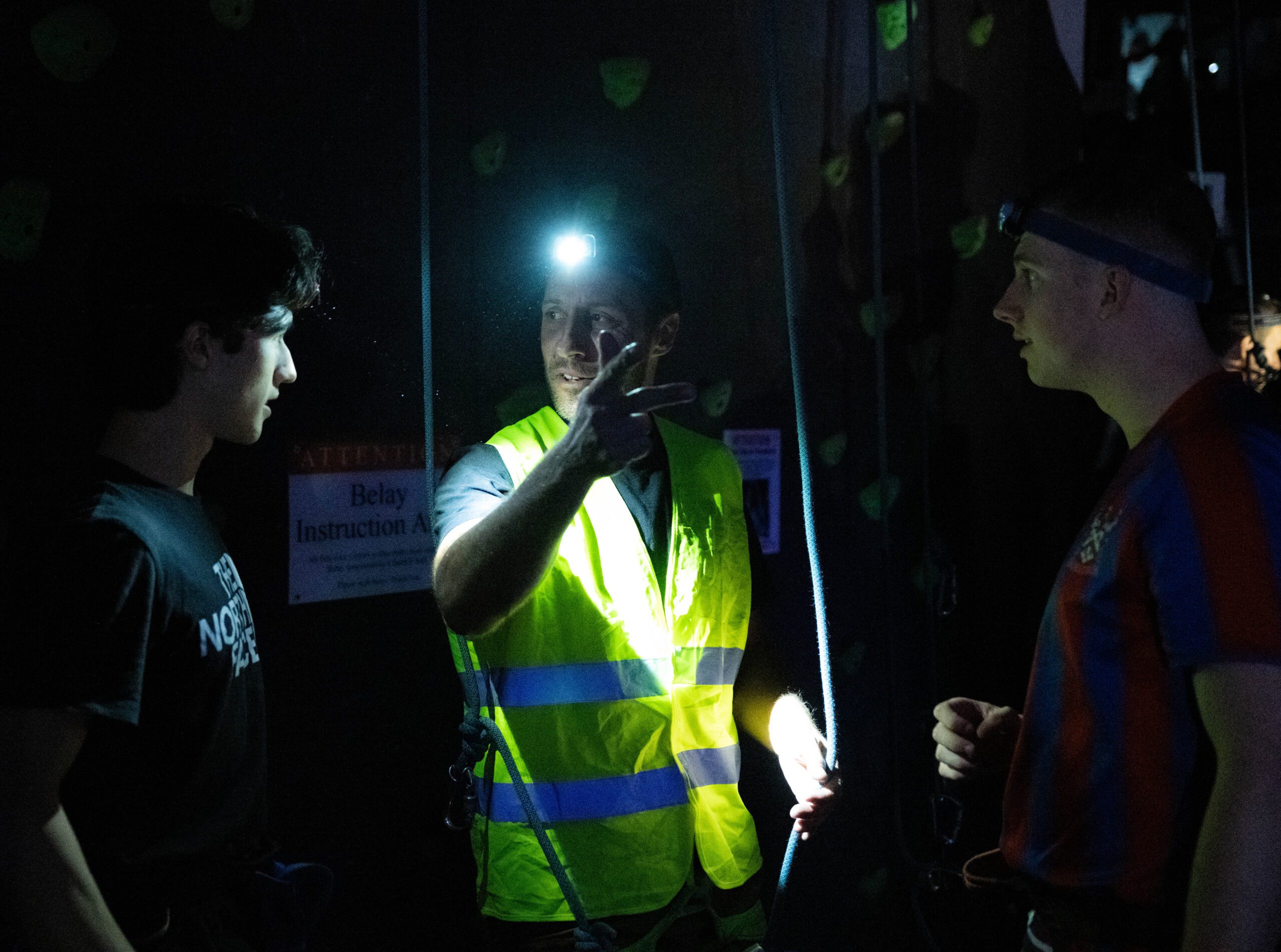 pitch_black_safety_staff_climbfit