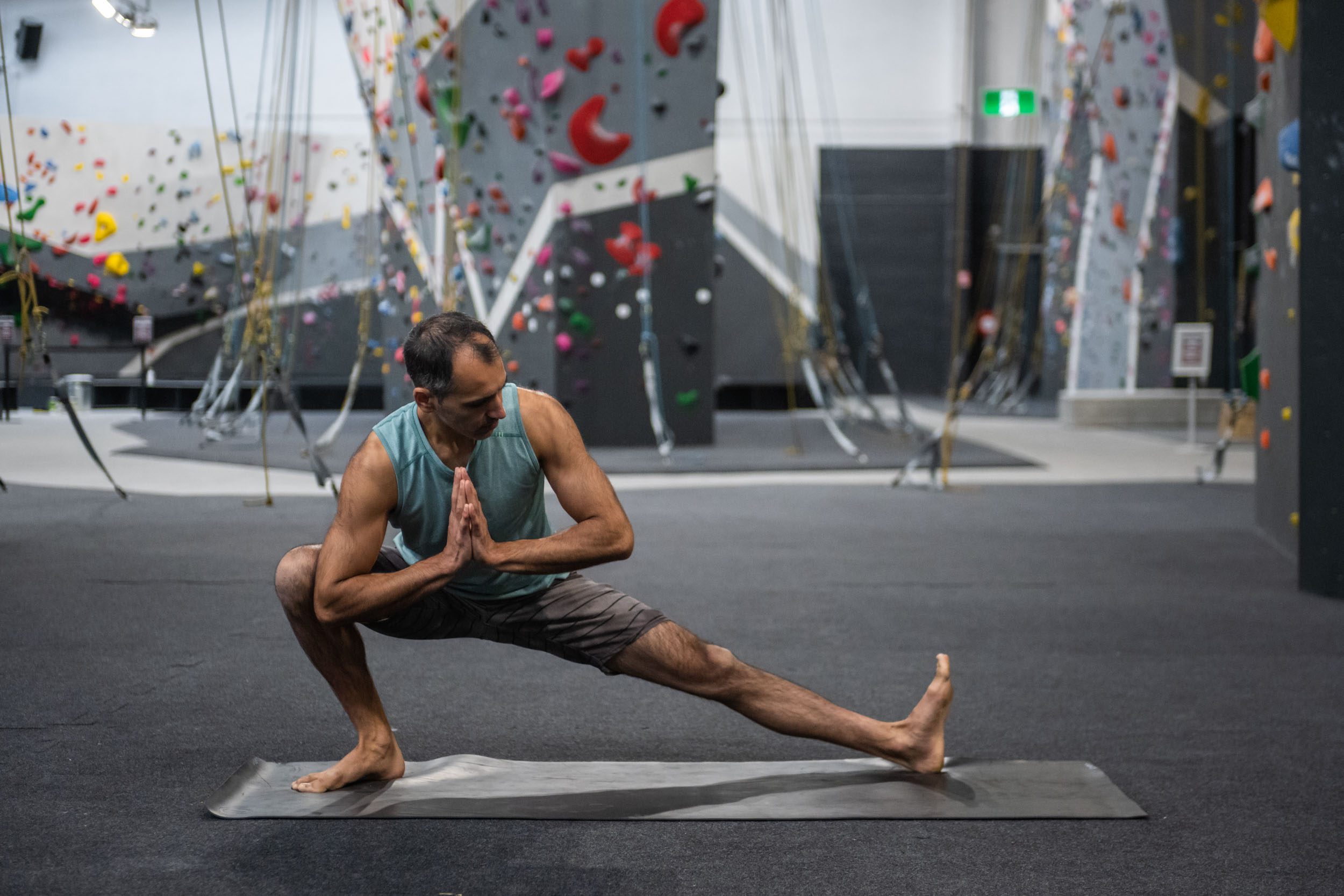 crosshack_squat_yoga_pose