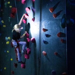 pitch black climbing girl headlamp kirrawee
